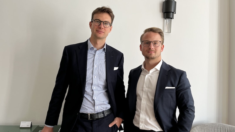 The lawyers Alexander Prenner and Dominik Wild. (Bild: SP)