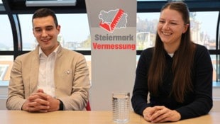 Antonia Herunter ist Obfrau der JVP, Raphael Scheucher Bürgermeister in Halbenrain.  (Bild: Krone KREATIV/Christian Jauschowetz)