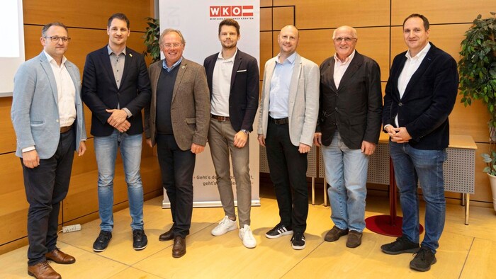 WK Director Meinrad Höfferer, Hannes Schwinger (engineering offices), the experts Christoph Aste from asteenergy, Benjamin Kuschnig (Solar Union), Robert Richter (TPA Steuerberatung), the former WK boss Franz Pacher &amp; Herwig Draxler (WK).