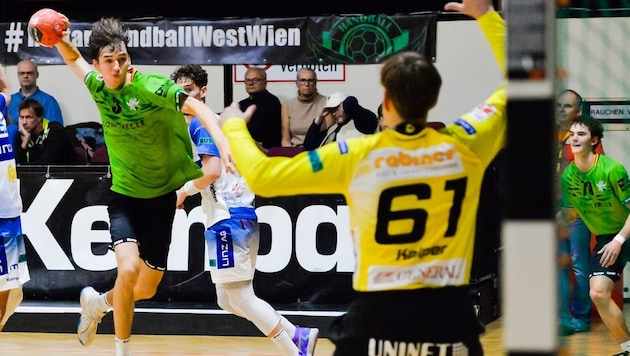 West Wien's young support Clemens Möstl (left), brother of team keeper Consti. (Bild: © atelier schiffleitner)