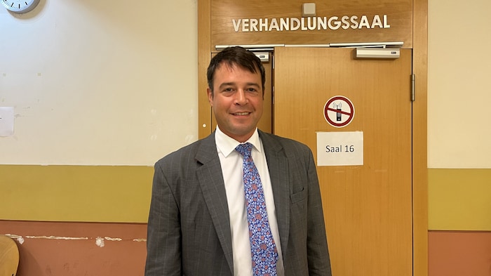 Lawyer Leonhard Kregcjk represents the first accused car fanatic.