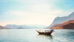 Die Fjorde von Musandam – das „Norwegen des Mittleren Ostens“ (Bild: Getty Images/Ayotography / Getty Images)