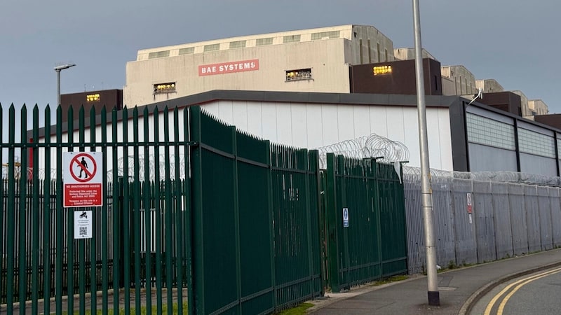 The shipyard in the town of Barrow-in-Furness is where the British Navy's submarines are maintained. (Bild: AP)