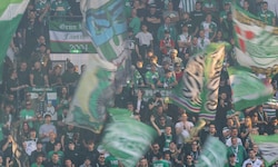 Einigen Rapid-Fans wurde der Zugang zum Stadion auf der Hohen Warte verwehrt.