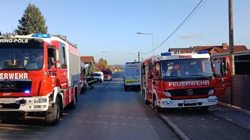 Die Freiwilligen Feuerwehren Dobl und Zwaring rückten aus. (Bild: FF Dobl)