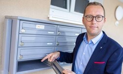 Sauer: Bürgermeister Georg Djundja. 