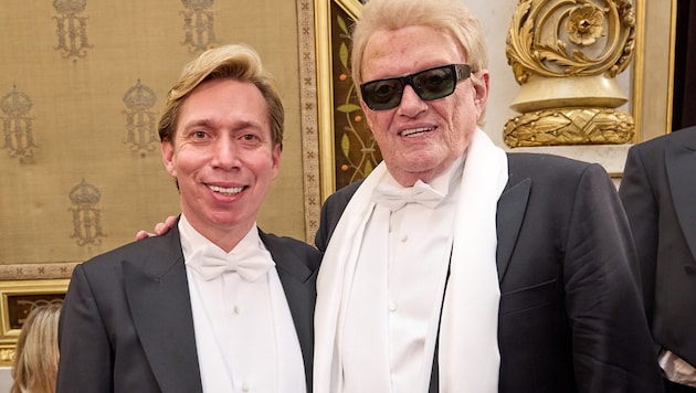 Dynamic duo: artist manager Helmut Werner and folk song giant Heino. (Bild: Starpix)