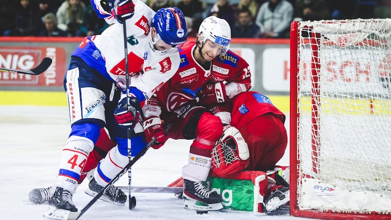 KAC-Verteidiger David Maier (re.) wird gegen Innsbruck wieder alles reinwerfen. (Bild: GEPA pictures)