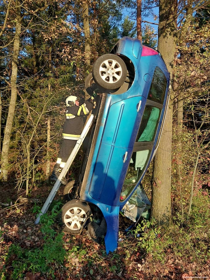 Die Florianis waren knapp 2 Stunden im Einsatz.