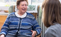 Die Pflegeberaterinnen helfen dabei mit, dass Senioren weiter zuhause leben können.