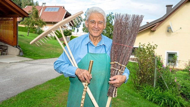 Engelbert Mischkounig steckt viel Leidenschaft in das alte Handwerk. (Bild: Arbeiter Dieter)