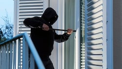 Die Besitzer des Hauses waren auf Urlaub – das nutzten die Einbrecher aus und ließen sich Zeit ...