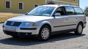 Dieser VW Passat, Baujahr 2002, landet als erstes Raser-Auto in OÖ unter dem Hammer.