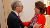 Haslauer (li.) lobt Edtstadtler und stellt sich hinter Schnöll.