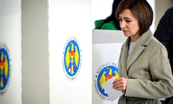 Präsidentin Maia Sandu zittert um ihren Verbleib im Amt.