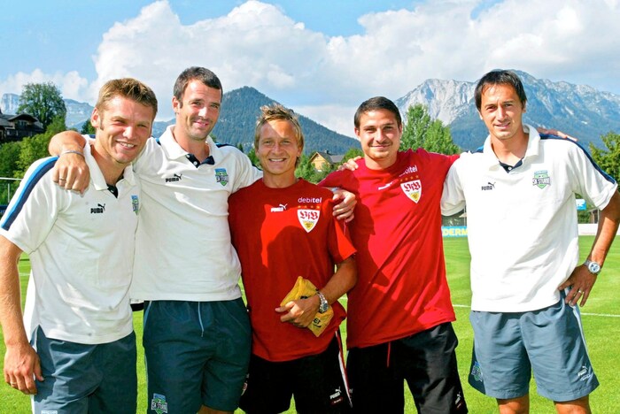 Mit den ehemaligen Sturm-Kollegen Horst Heldt und Imre Szabics, die damals beim VfB Stuttgart ...