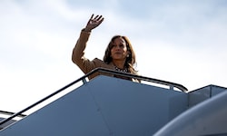 Kamala Harris tourt noch durch die heiß umkämpften „Swing States“, ihre Stimme ist schon ...