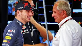 Weltmeister Max Verstappen mit Red-Bull-Motorsportberater Dr. Helmut Marko. (Bild: GEPA)