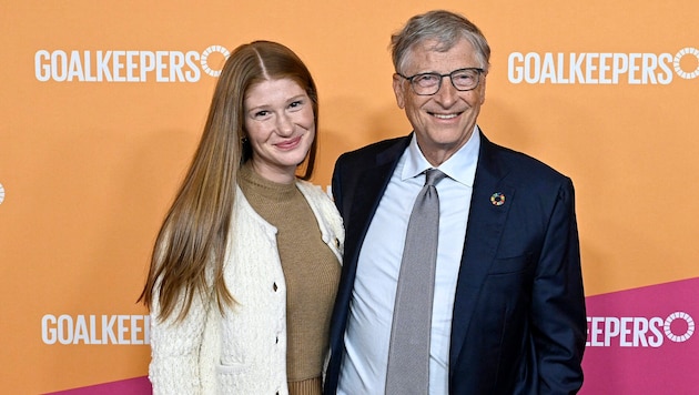 Bill Gates wurde wieder Opa: Tochter Jennifer Gates freut sich über ihr zweites Kind. Tochter Mia kam am dritten Hochzeitstag von Gates und Ehemann Nayel Nassar zur Welt. (Bild: APA/Getty Images via AFP/GETTY IMAGES/Paula Lobo)