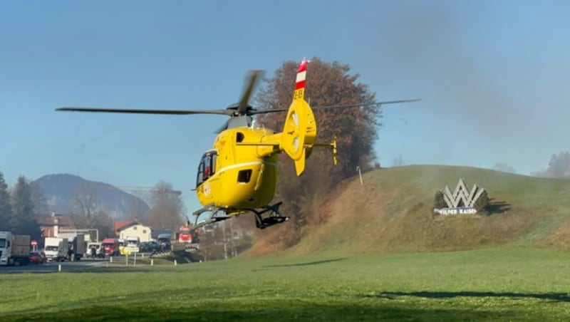 Auch ein Notarzthubschrauber war vor Ort. (Bild: ZOOM Tirol)