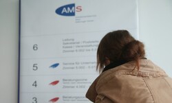 Die Arbeitslosigkeit im Juli ist leicht gestiegen, Ende des Monats waren fast 360.000 Menschen ...
