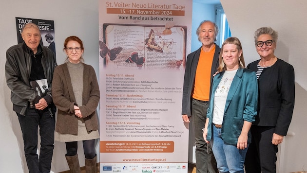 Fotograf Ernst Peter Prokop, Edith Bernhofer (Musilinstitut Klagenfurt), Ulrich Hagg, Vereinsmitglied Manuela Rader und Kulturreferentin Vizebürgermeisterin Silvia Radaelli. (von links) (Bild: Stadt St. Veit)