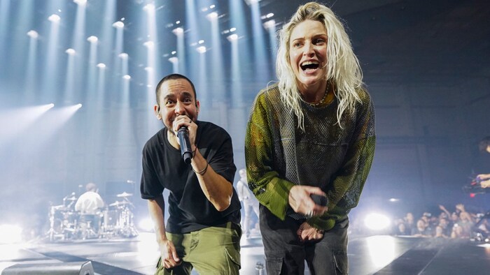 Linkin Park's new lead singer Emily Armstrong aroused interest.
