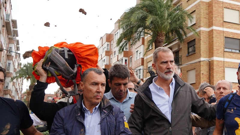 König Felipe VI (rechts vorne) (Bild: AFP/Manaure Quintero)