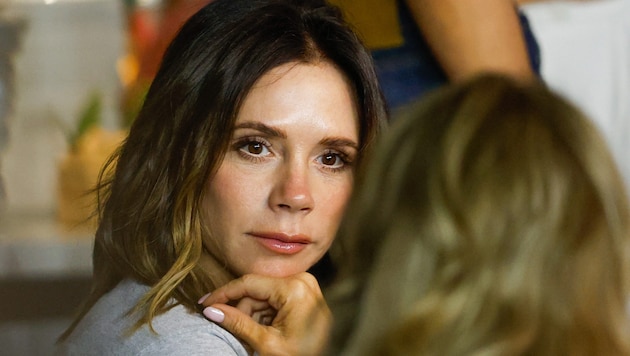 Bye-bye glamor, hello serenity! Since her 50th birthday, Victoria Beckham has had enough of the celebrity hype. (Bild: APA Pool/AFP/Chris Arjoon)