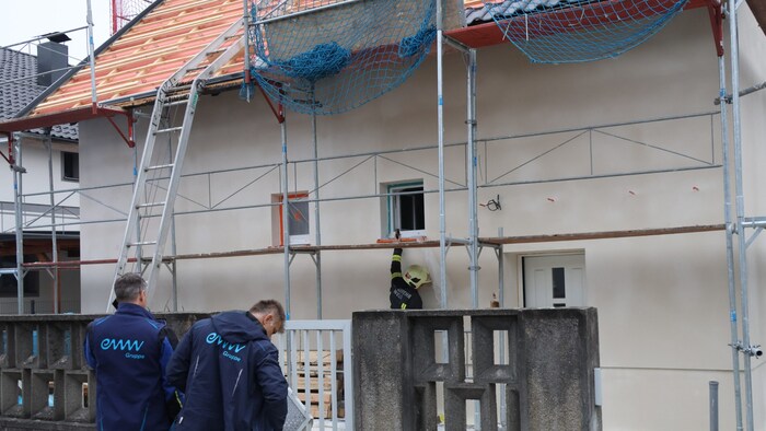 The emergency services removed the film from the windows and ventilated the house