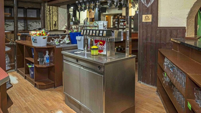 Diese Objekte können ersteigert werden.