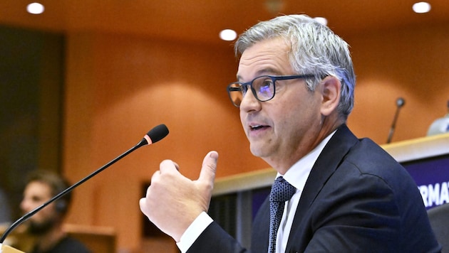 Magnus Brunner hat sich am Dienstag dem Hearing der EU-Abgeordneten gestellt. (Bild: APA/Hans Klaus Techt)