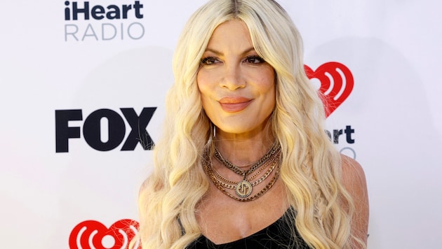 Tori Spelling recalled the first time she had sex with Brian Austin Green in her podcast. (Bild: APA/Getty Images via AFP/GETTY IMAGES/Frazer Harrison)