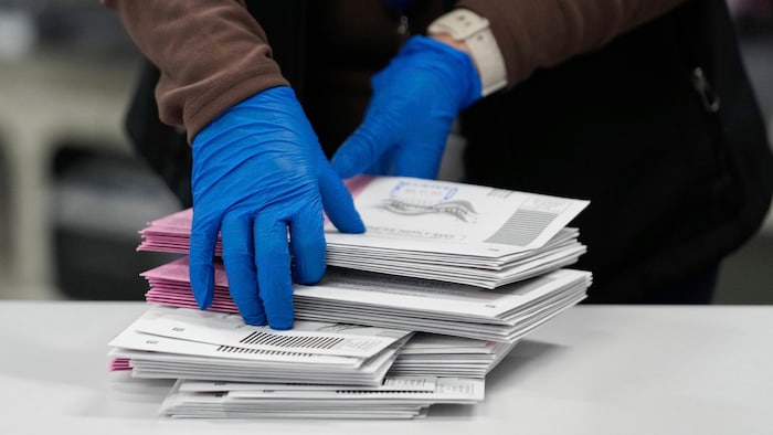 Das Weiße Haus sieht Länder als Vorbild, die noch über Papierzettel abstimmen.