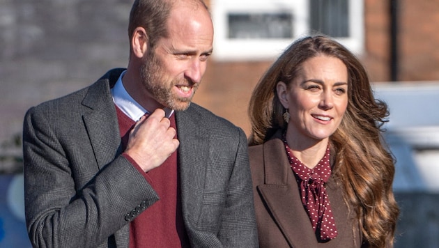 Zum ersten Mal äußerte sich Prinz William über den Gesundheitszustand von Prinzessin Kate und verriet, dass sie das ganze Jahr über „einfach unglaublich“ gewesen sei. (Bild: APA/AFP/POOL/Danny Lawson)