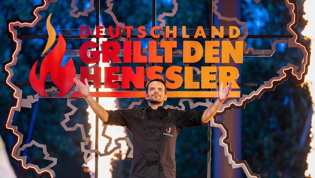 Die ultimative Prüfung – jetzt nimmt es Starkoch Steffen Henssler mit dem ganzen Land auf. (Bild: RTL/Markus Hertrich)