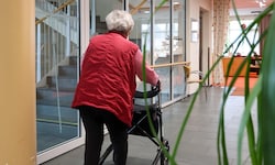 Der Weg ins Seniorenheim: Dank Beratung oft erst später.