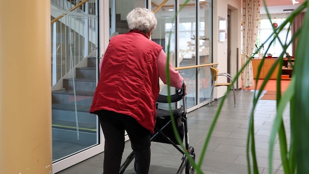 The path to a retirement home: often later thanks to advice. (Bild: Scharinger Daniel)