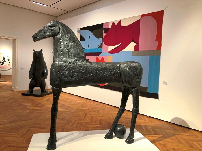 Mimmo Paladino's horse sculpture stood in Heidi Horten's park in Sekirn