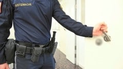 Die Arbeitsbedingungen für Justizwachebeamte sind angespannt.