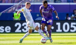 Angelo Gattermayer (li.) will am Samstag Austria Wien und Ex-Wolf Maurice Malone stoppen.