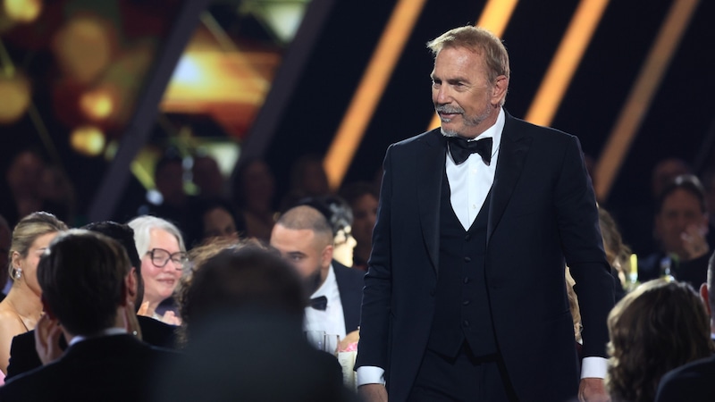 Auch Kevin Costner wurde ausgezeichnet. (Bild: picturedesk.com/Karl-Josef Hildenbrand / dpa )