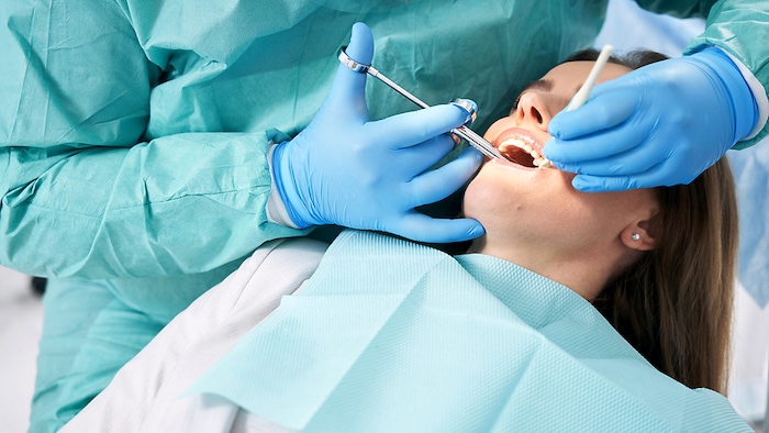 Weil sich Zahnärzte und die Krankenkasse ÖGK in der Finanzierungsfrage nicht einigen konnten, ...