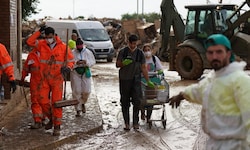 Zehn Tage nach dem Unwetter in Spanien laufen die Aufräumarbeiten auf Hochtouren. Aufnahmen ...