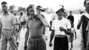 Der ehemalige König Edward VIII. (Bildmitte) und Wallis Simpson 