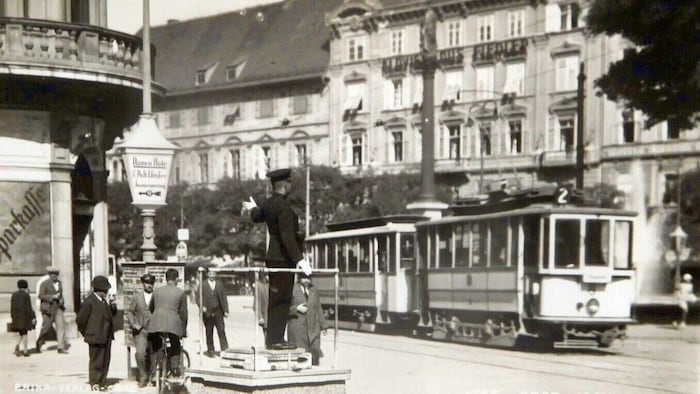 Die „Zweierlinie“ querte den Joanneumring (Aufnahme 1929).