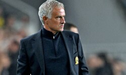 Jose Mourinho hat schon einmal herzhafter gelächelt.