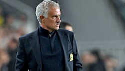 Jose Mourinho hat schon einmal herzhafter gelächelt. (Bild: AFP/APA/Ozan KOSE)