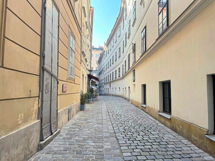 In der ruhigen Blutgasse hinter dem Stephansdom betrieb Hans S. lange Zeit ein Lokal.