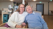 Seit zwei Jahren begleitet Katja Prettenthaler den 85-jährigen Adi im Senecura-Heim in ...
